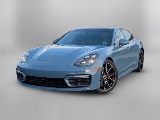 2022 Porsche Panamera GTS