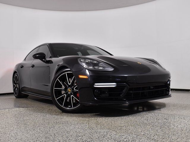 2022 Porsche Panamera GTS