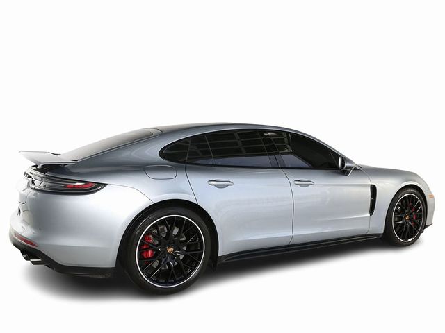 2022 Porsche Panamera GTS