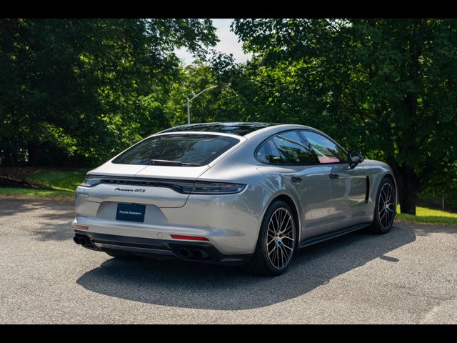 2022 Porsche Panamera GTS