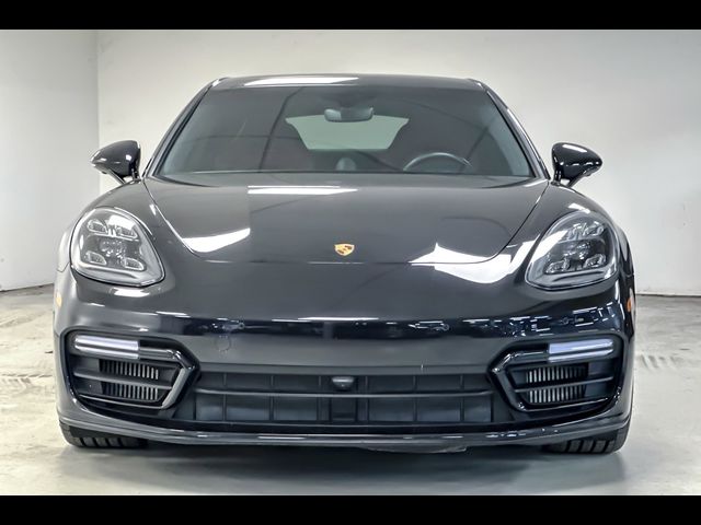 2022 Porsche Panamera GTS