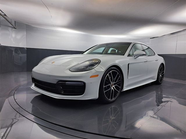 2022 Porsche Panamera GTS