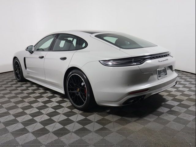 2022 Porsche Panamera GTS