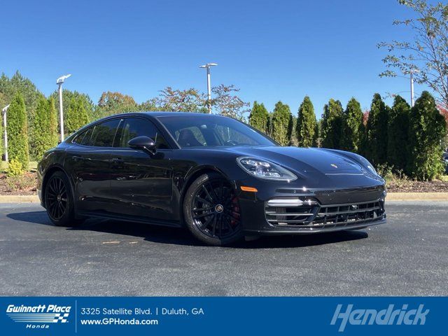 2022 Porsche Panamera GTS