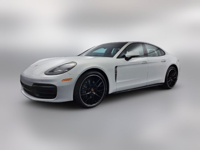 2022 Porsche Panamera 