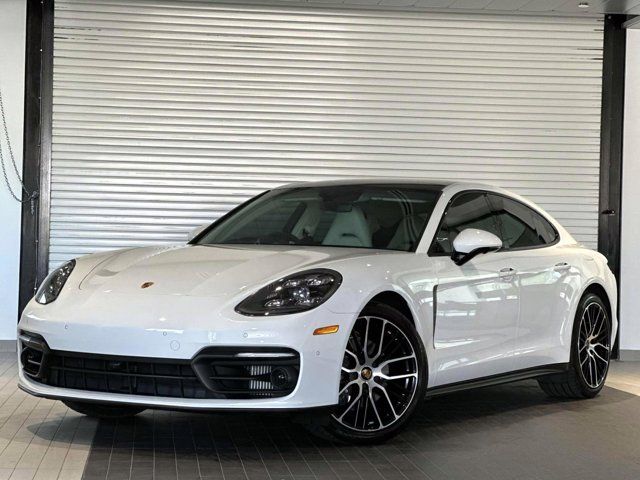 2022 Porsche Panamera Platinum Edition