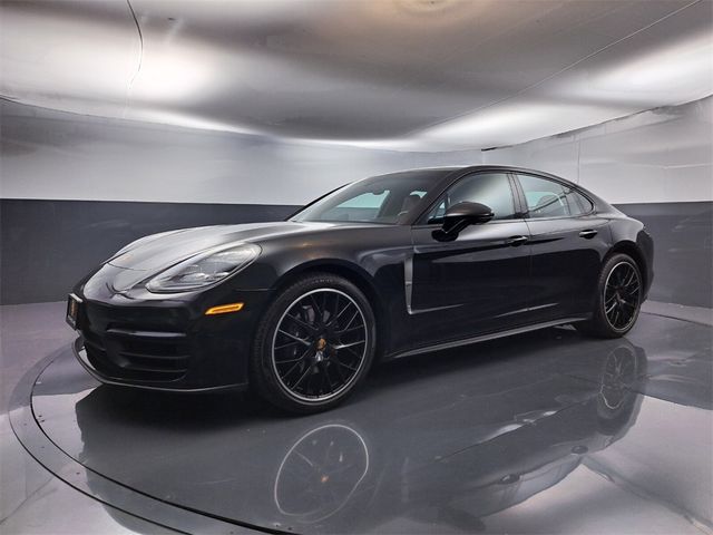 2022 Porsche Panamera Platinum Edition