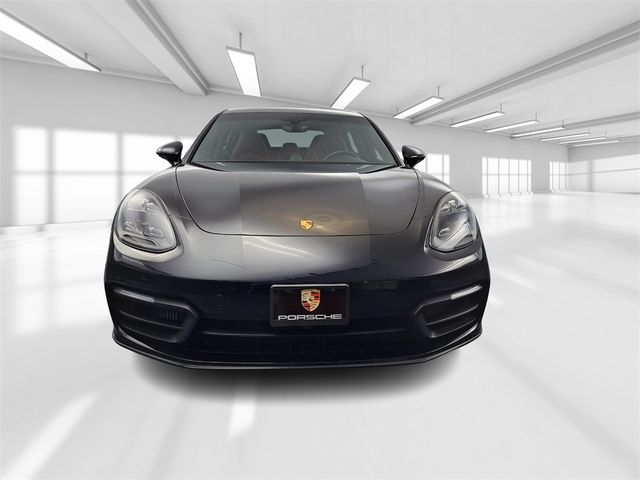 2022 Porsche Panamera Platinum Edition