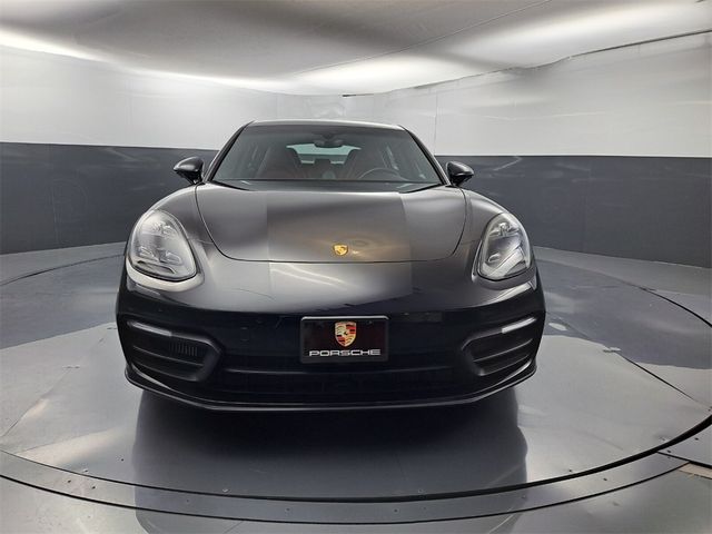 2022 Porsche Panamera Platinum Edition