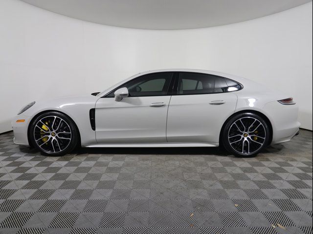 2022 Porsche Panamera Turbo S