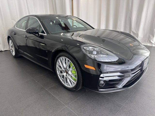 2022 Porsche Panamera E-Hybrid Turbo S