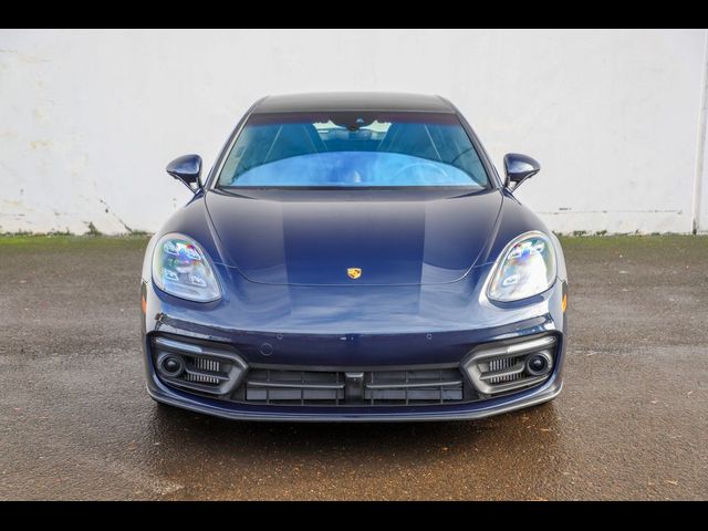 2022 Porsche Panamera E-Hybrid 4 Platinum Edition