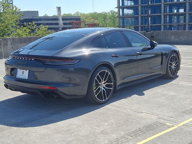 2022 Porsche Panamera E-Hybrid 4