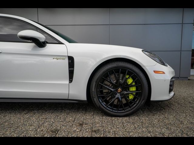 2022 Porsche Panamera E-Hybrid 4S