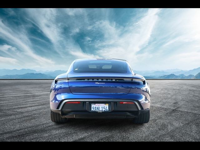 2022 Porsche Taycan Base