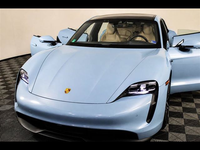 2022 Porsche Taycan Base
