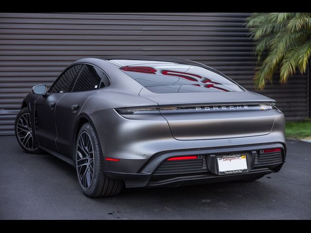 2022 Porsche Taycan Base