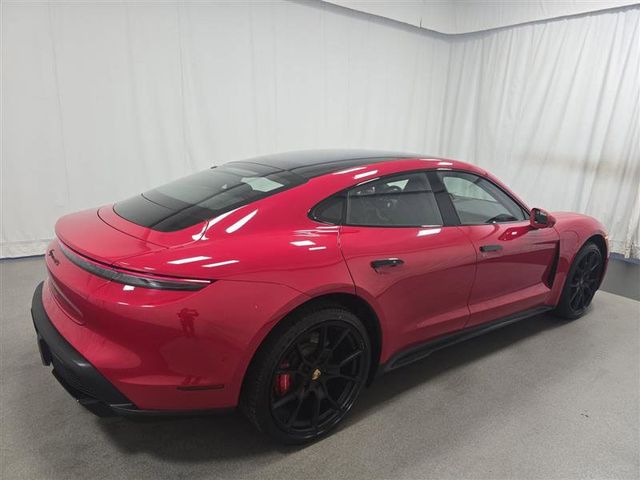 2022 Porsche Taycan GTS