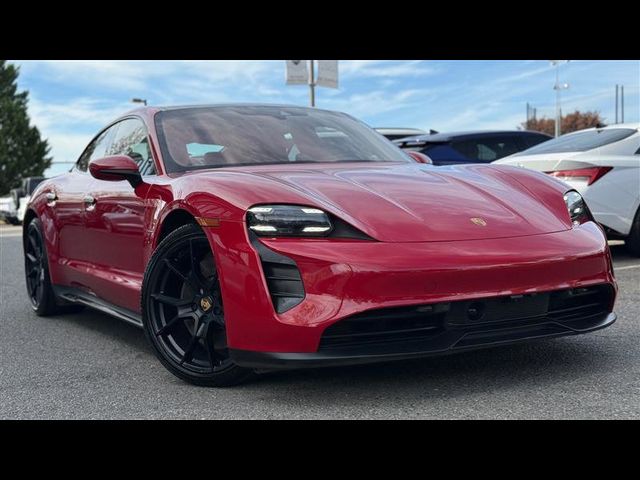 2022 Porsche Taycan GTS