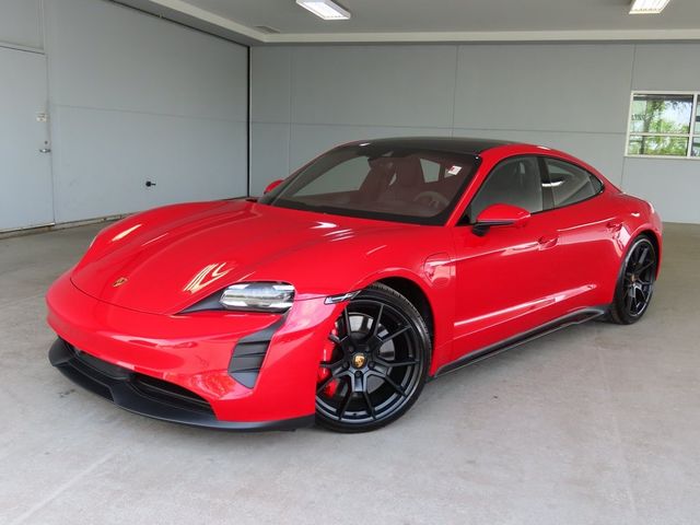 2022 Porsche Taycan GTS