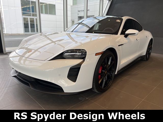 2022 Porsche Taycan GTS