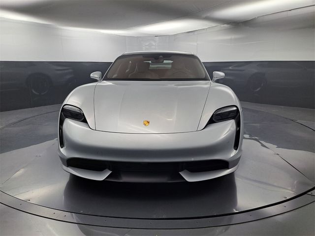 2022 Porsche Taycan Turbo