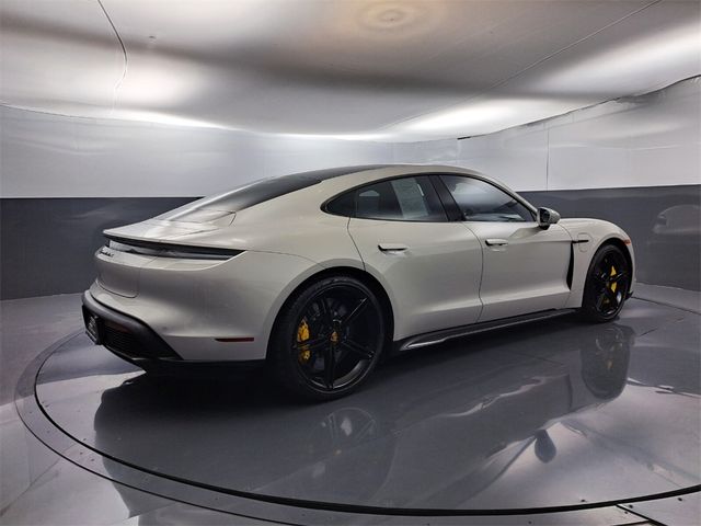 2022 Porsche Taycan Turbo S