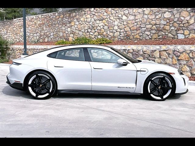 2022 Porsche Taycan Turbo S