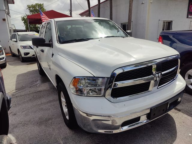 2022 Ram 1500 Classic SLT