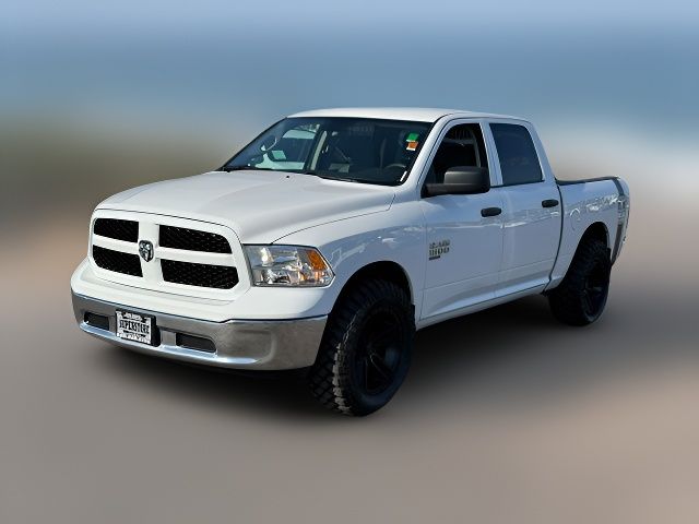 2022 Ram 1500 Classic SLT