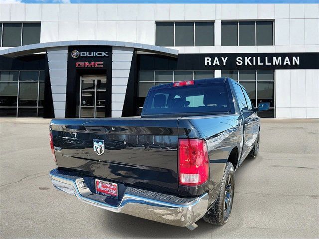 2022 Ram 1500 Classic SLT