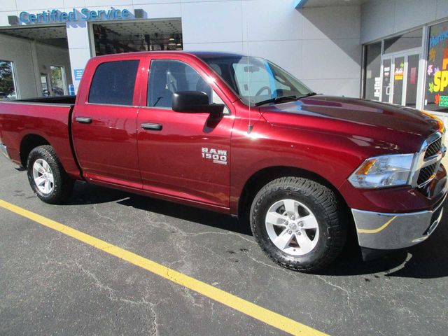 2022 Ram 1500 Classic SLT