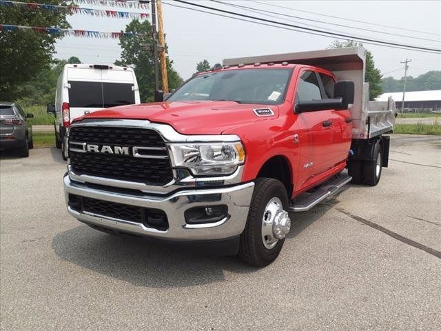 2022 Ram 3500 SLT