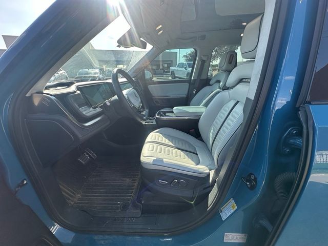 2022 Rivian R1T Adventure Package