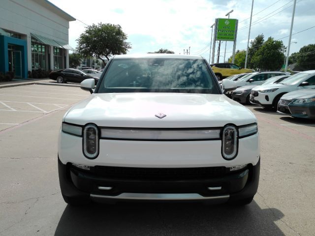 2022 Rivian R1T Adventure Package