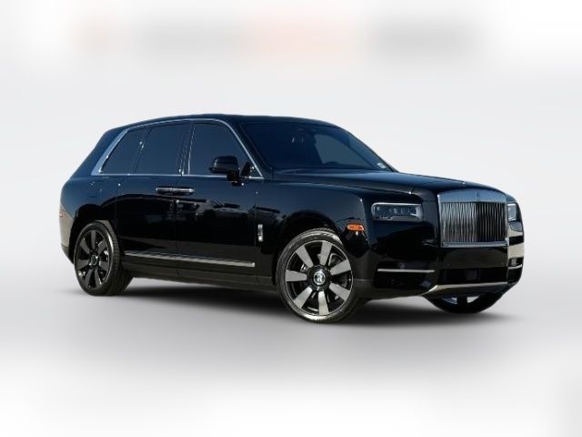 2022 Rolls-Royce Cullinan Base