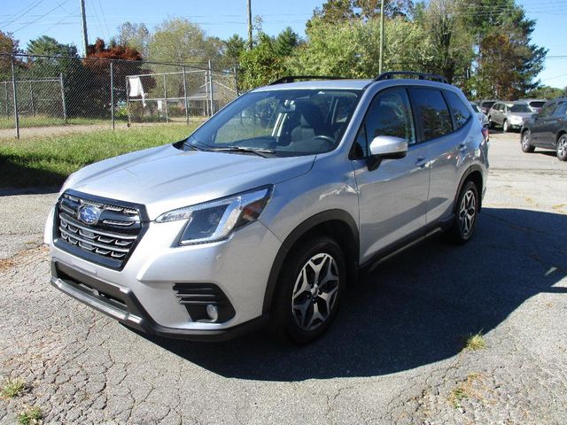 2022 Subaru Forester Premium