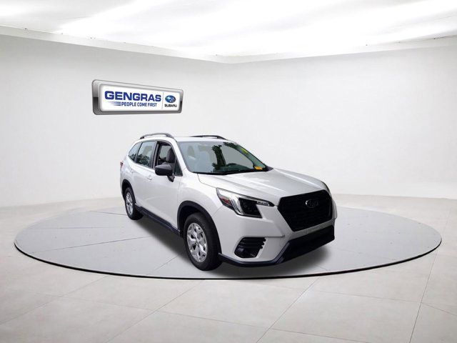 2022 Subaru Forester Base