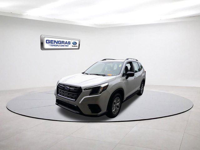 2022 Subaru Forester Base