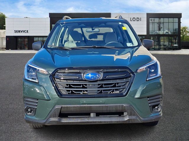 2022 Subaru Forester Base