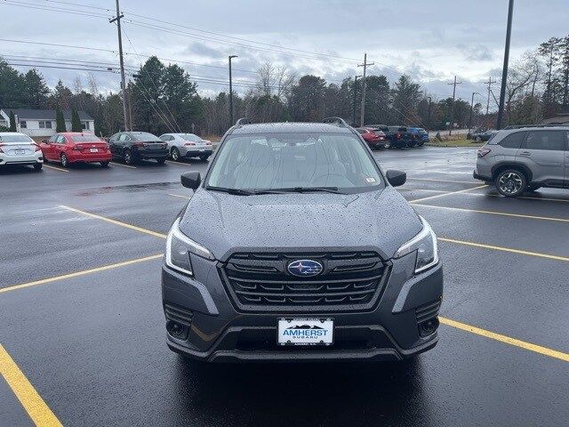 2022 Subaru Forester Base