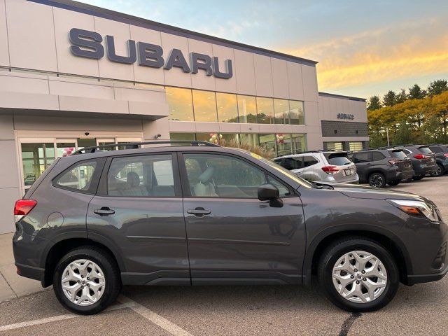 2022 Subaru Forester Base