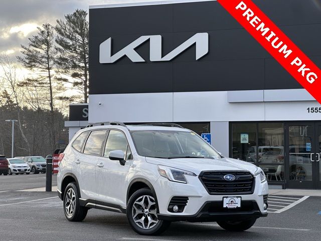 2022 Subaru Forester Premium