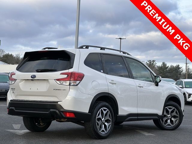 2022 Subaru Forester Premium