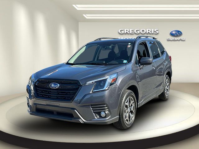 2022 Subaru Forester Premium