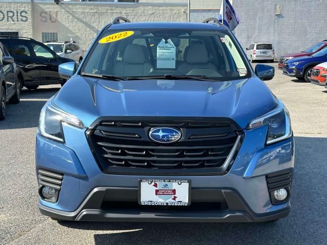 2022 Subaru Forester Premium