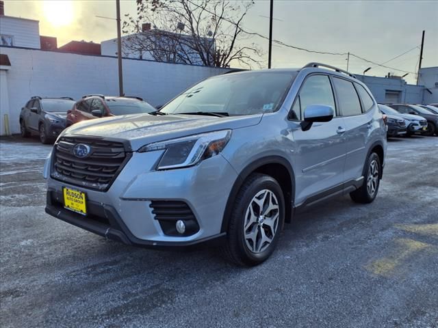 2022 Subaru Forester Premium