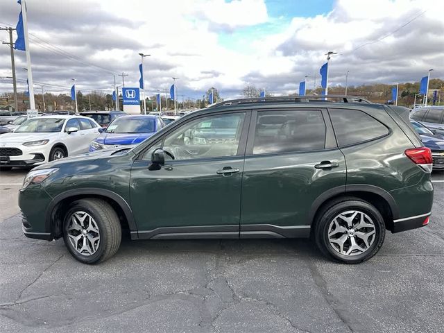 2022 Subaru Forester Premium