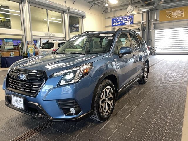 2022 Subaru Forester Premium