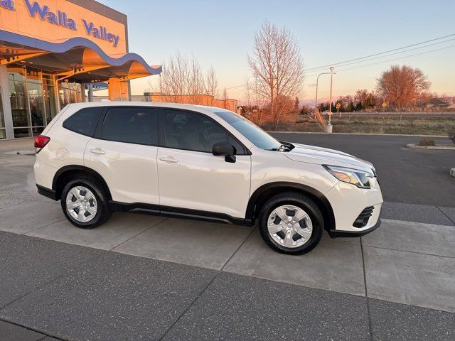 2022 Subaru Forester Base